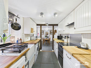 Kitchen- click for photo gallery